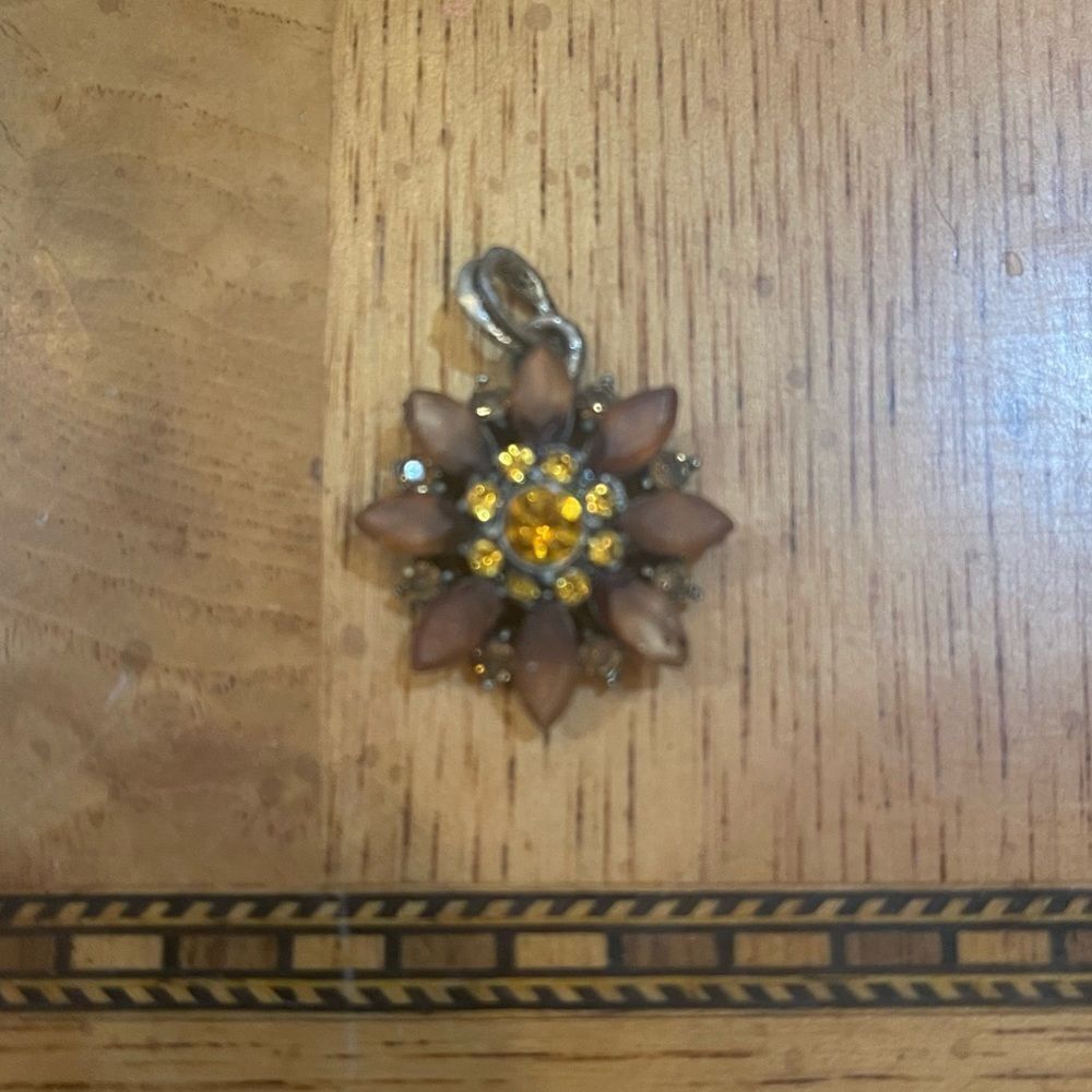 Pendant with Brown & Golden Yellow Crystals!